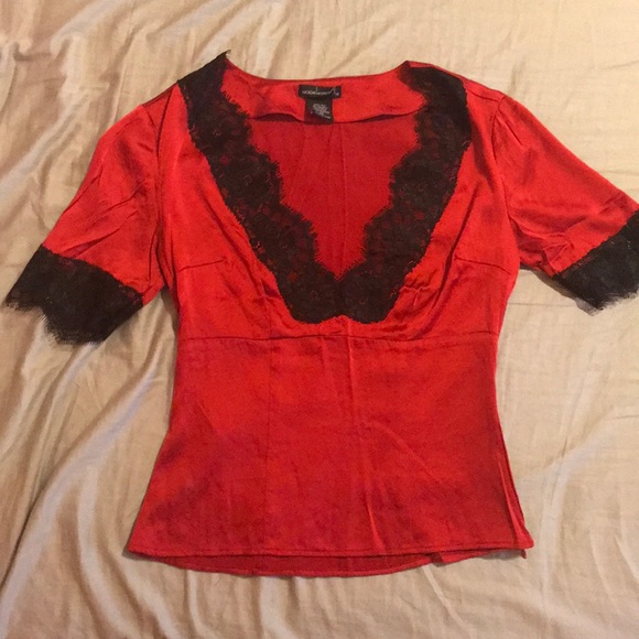 Moda International Tops - ✨Moda international✨ sexy top